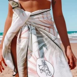 Sky Gazer- The Whitehaven Sand Free Towel 7 Sky Gazer- The Whitehaven Sand Free Towel -Swimwear Promotion Store image 38366 18838 600