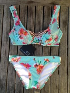 Jets-Waterfront Gathered 2 Pce