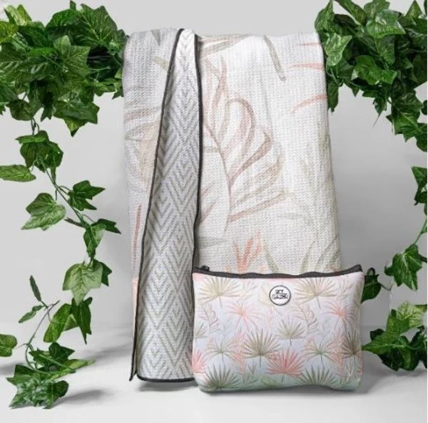 Sky Gazer- The Whitehaven Sand Free Towel 3 Sky Gazer- The Whitehaven Sand Free Towel